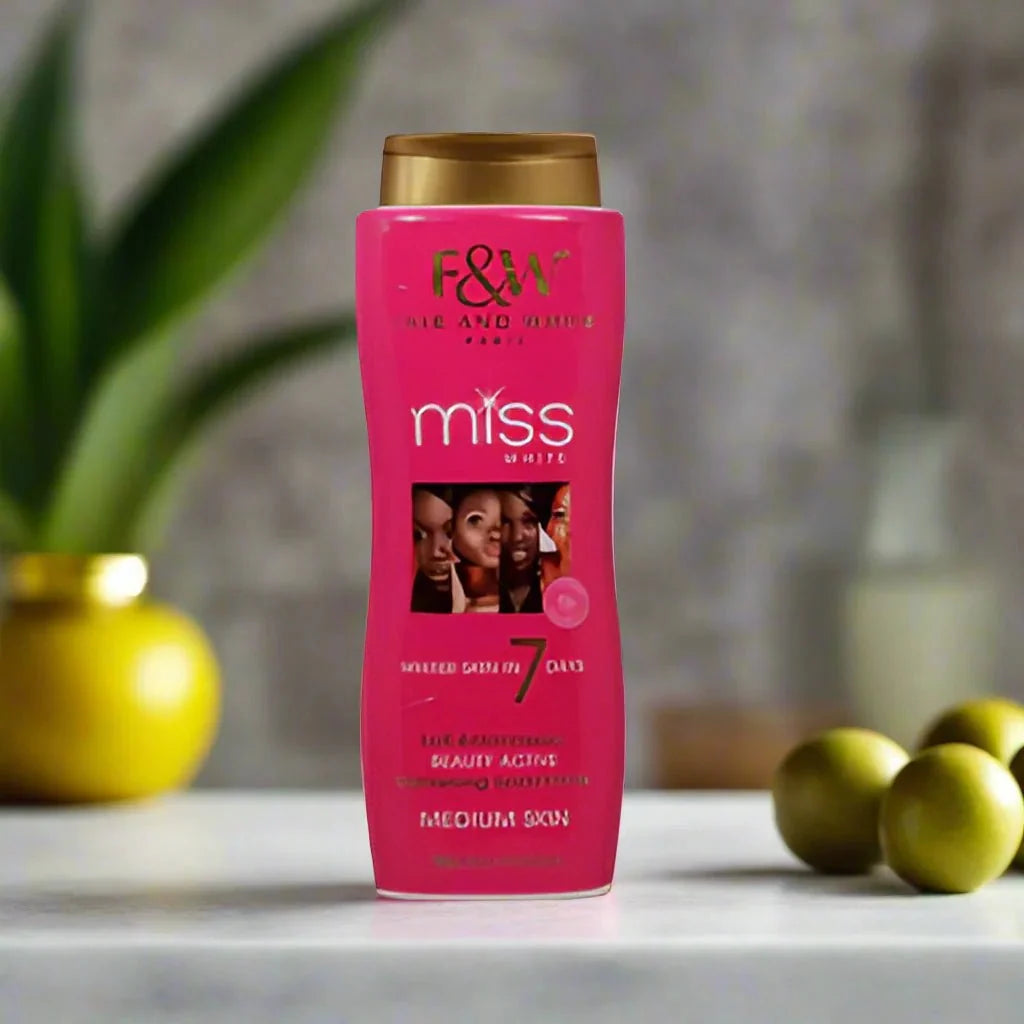 Fair & White Miss White Body Lotion 500 ml - Bazarora